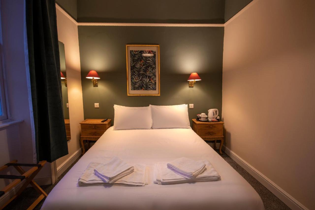 Douglas Arms Hotel Castle Douglas ภายนอก รูปภาพ