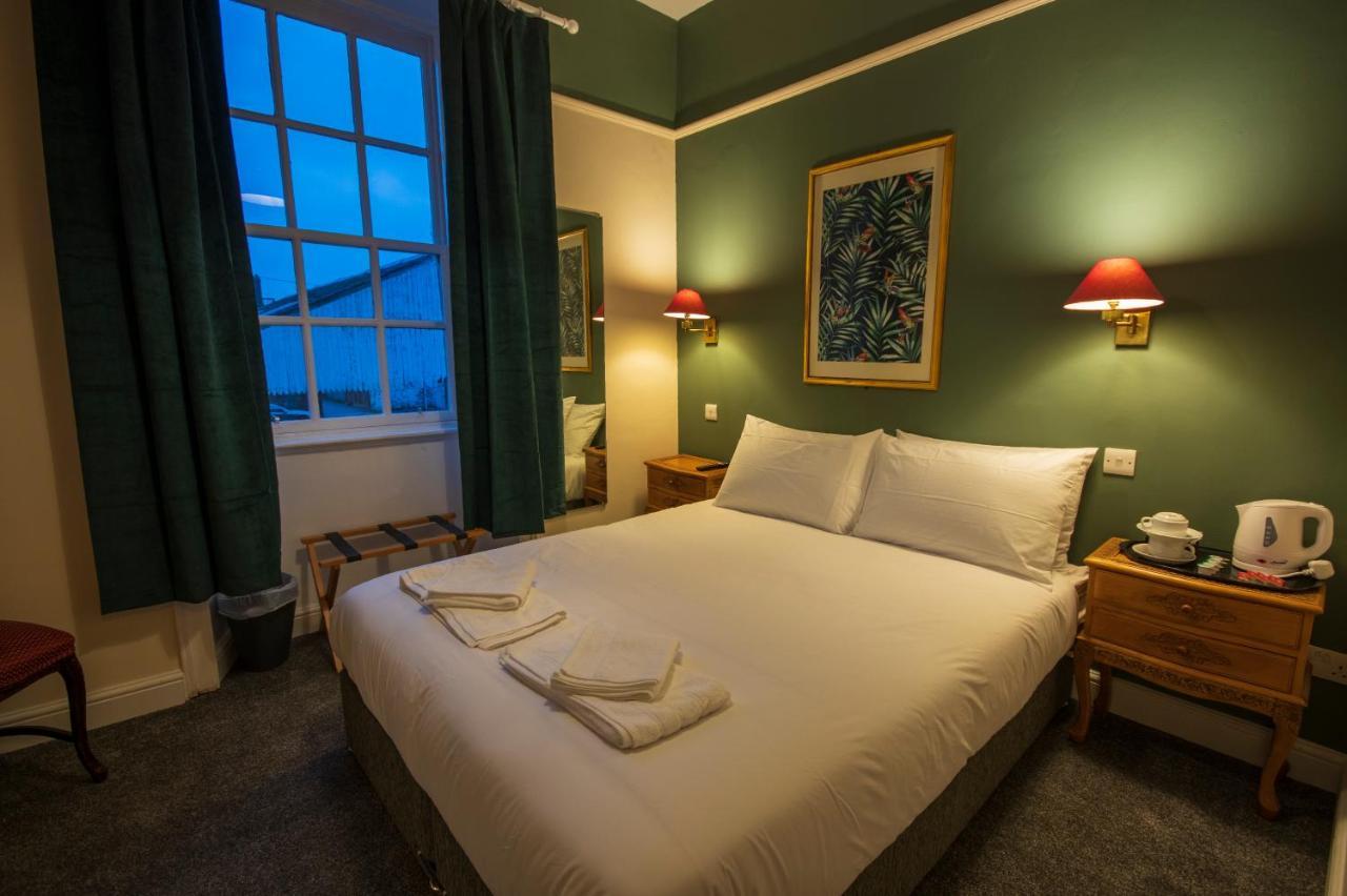 Douglas Arms Hotel Castle Douglas ภายนอก รูปภาพ