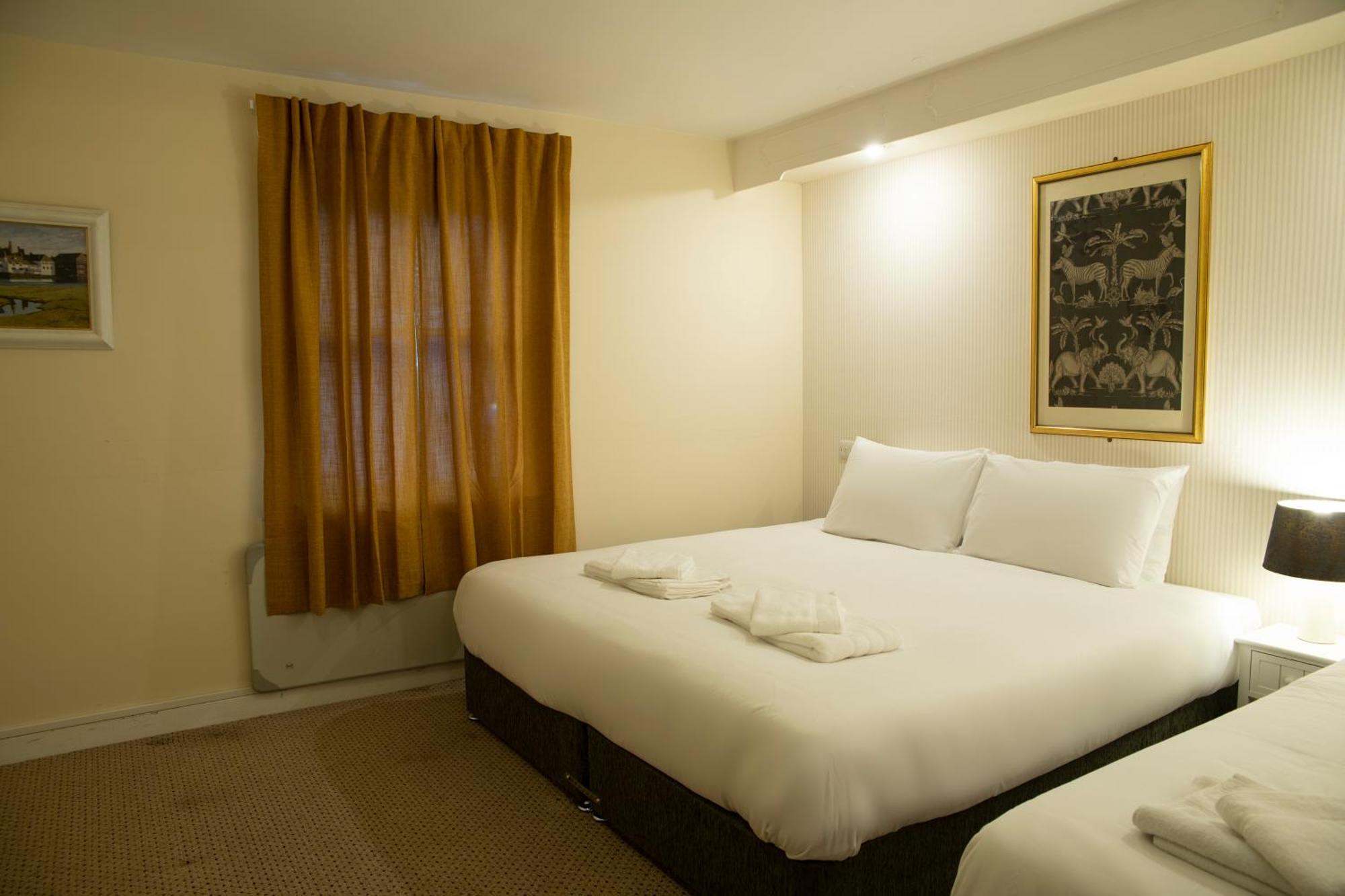 Douglas Arms Hotel Castle Douglas ห้อง รูปภาพ